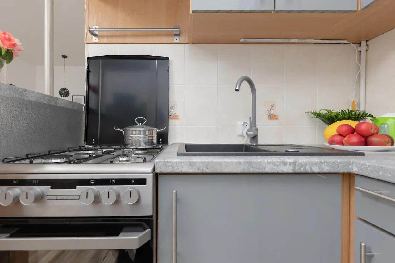 Metro Kabaty Lovely Studio Apartment By Noclegi Renters Varsavia